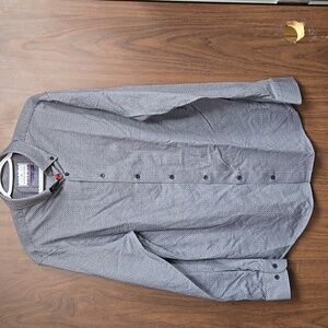 Modern Ambition Size M Blue and Grey Delightfully Technical Button Down Shirt